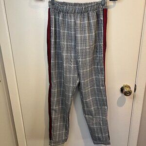 NWT Toska Glen Check with red stripes down side joggers, Size Small